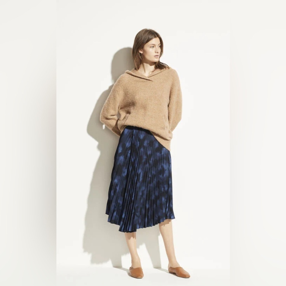 VINCE - Winter Tie Dye Pleated Skirt in Hydra Size 4